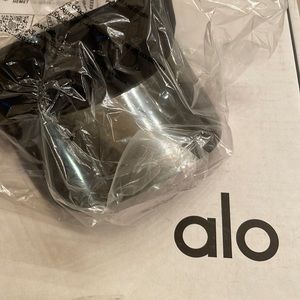 Alo yoga visor nwt